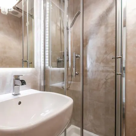 Luxury 3* סירמיונה